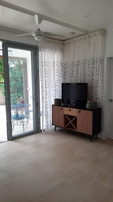 Harmonic Haven Hotell Witta 0*,